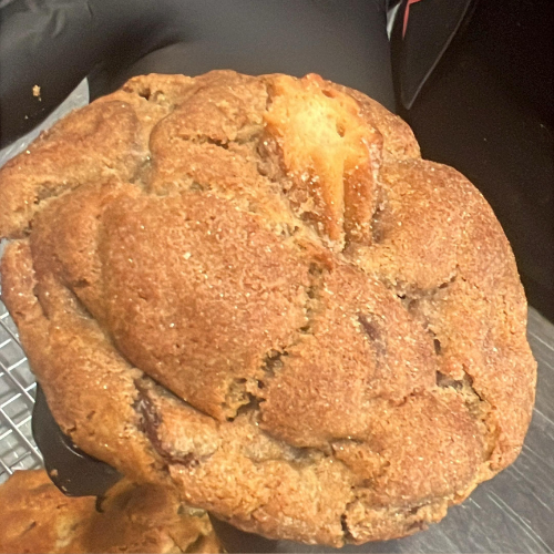 Churro Chocolate Chip Cookie With Dulce De Leche